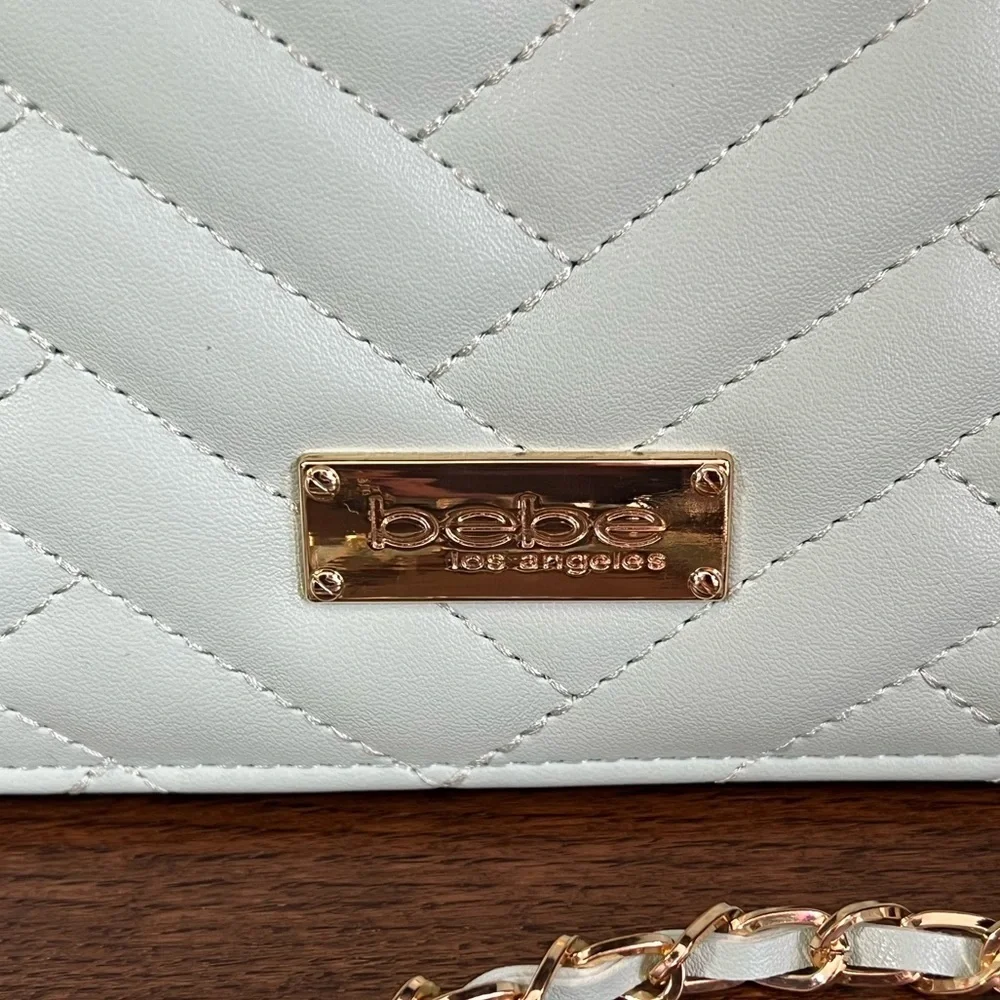 Bebe Los Angeles NWOT - Womens Crossbody Purse - Picture 8 of 9